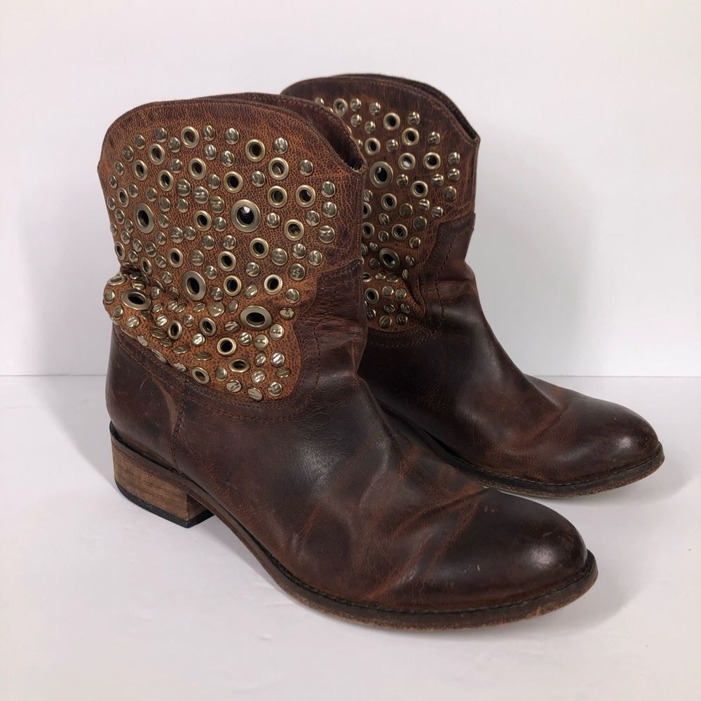 Lucchese Spirit of Lucchese Brown Leather Zoey Short Grommet Boots Size 6.5